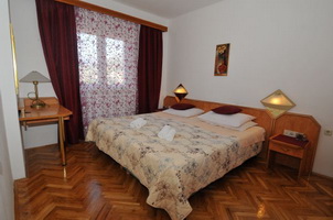 Cavtat Dubrovnik Area apartments with pool Tia Carol